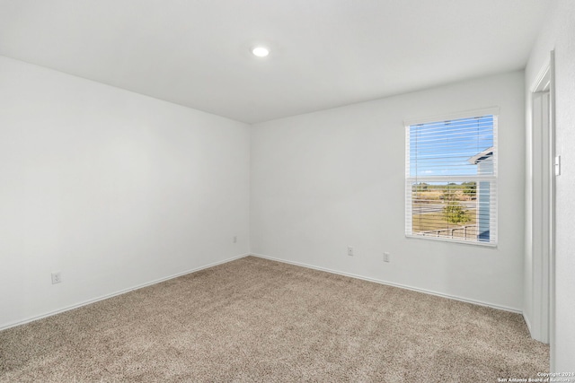 view of carpeted spare room