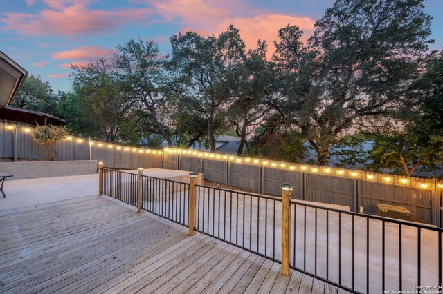 view of deck at dusk