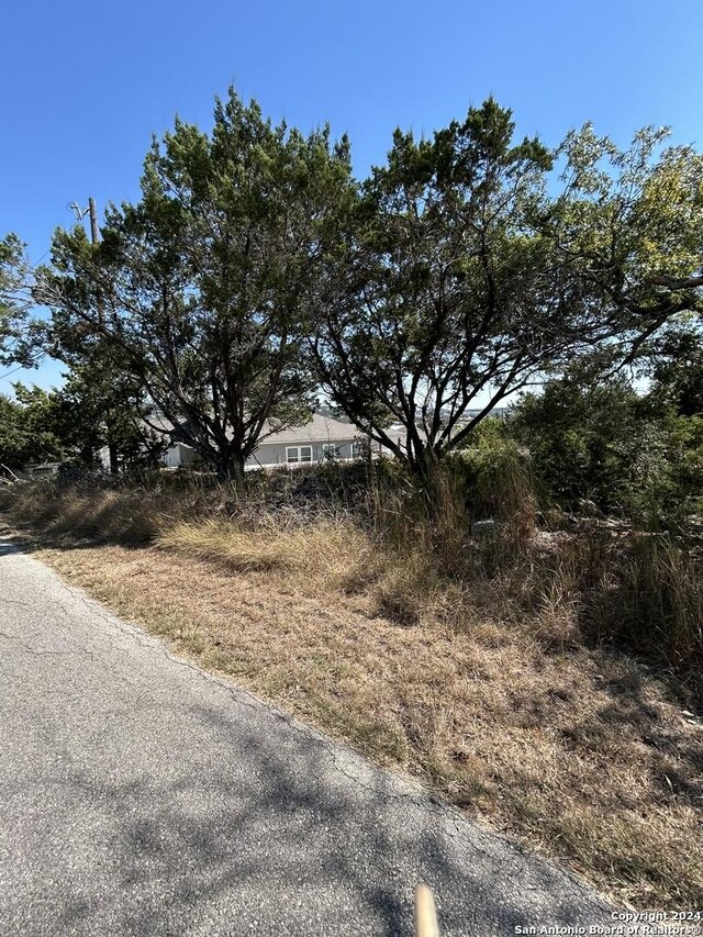 1047 Alta Vis, Canyon Lake, TX 78133