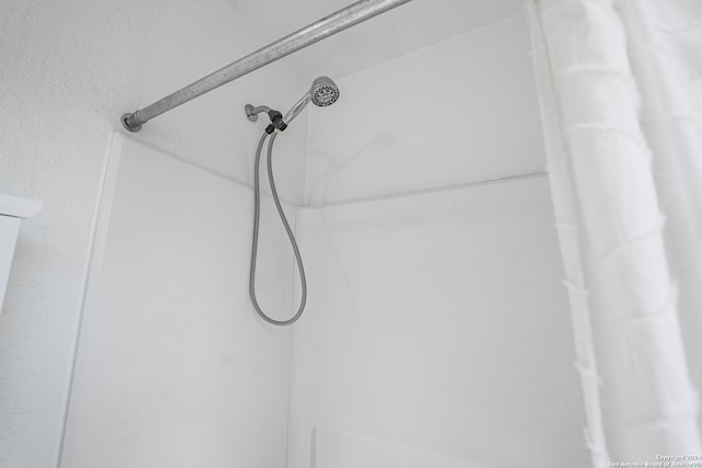 room details with walk in shower