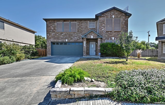 view of front facade featuring a garage