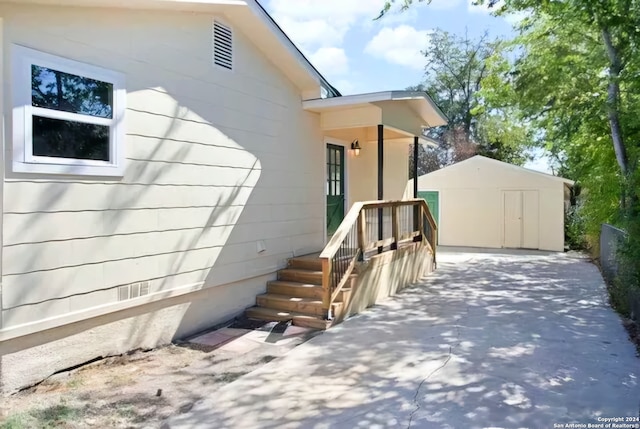 view of entrance to property