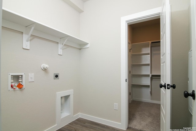 laundry area with laundry area, baseboards, gas dryer hookup, hookup for a washing machine, and hookup for an electric dryer