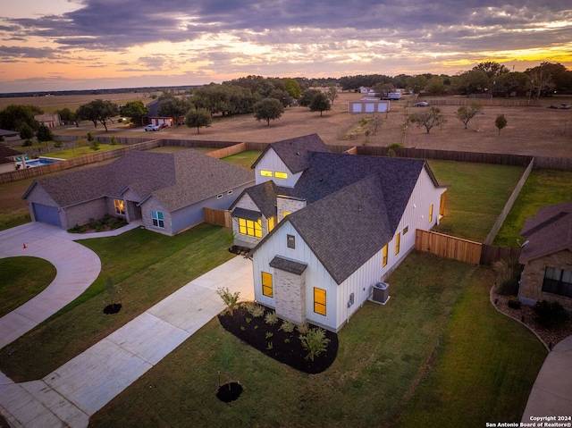 view of aerial view at dusk