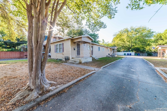 view of front of home