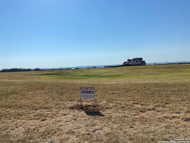 Listing photo 2 for 401 Interlaken, Fredericksburg TX 78624