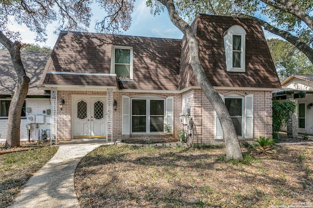 view of front of house featuring covered porch