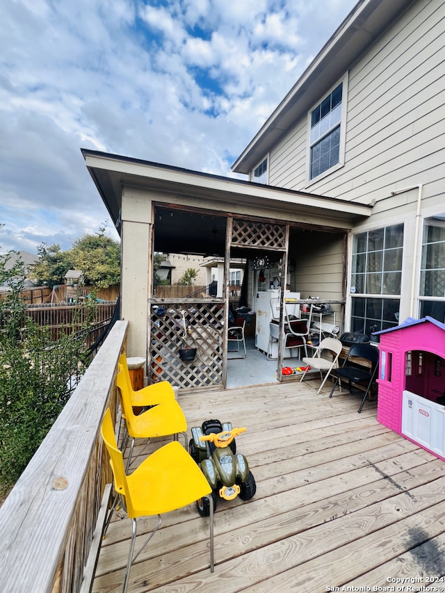 view of wooden deck