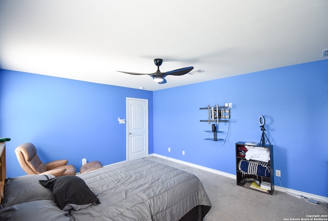 bedroom with carpet flooring and ceiling fan