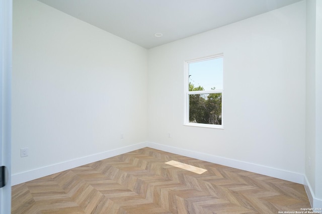 244 Porter St, San Antonio, TX 78210 - unfurnished room featuring baseboards