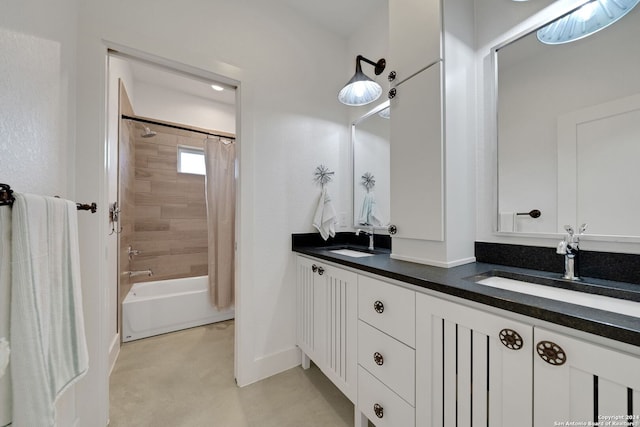 bathroom with vanity and shower / bath combo