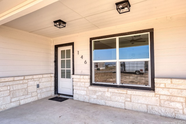 view of entrance to property