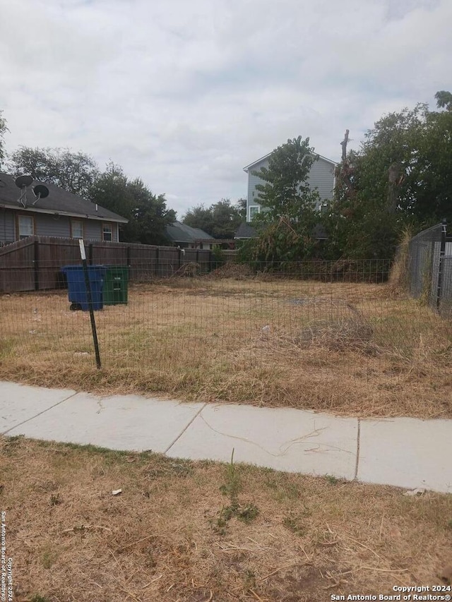 419 S Olive St, San Antonio TX, 78203 land for sale