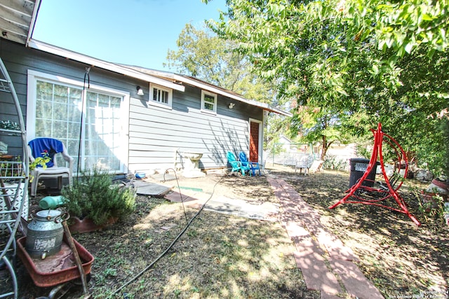 view of yard with a patio