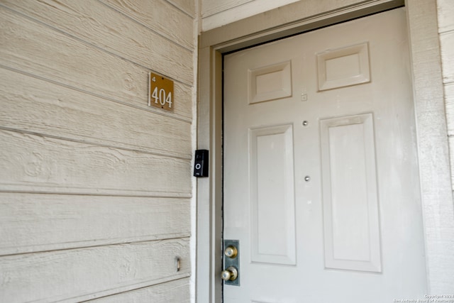 view of property entrance