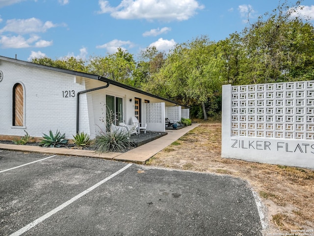 view of property exterior