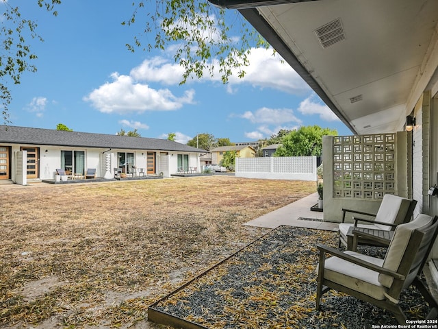 view of yard with a patio