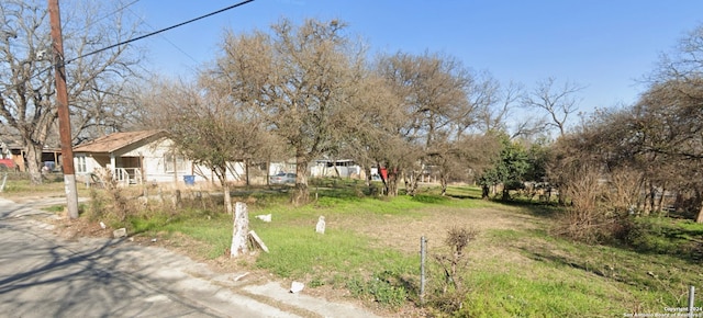 Listing photo 2 for 201 Teresa, San Antonio TX 78214