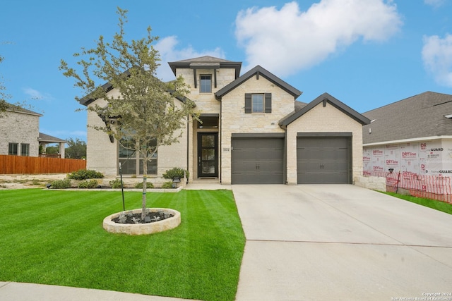 view of front of house featuring a front yard