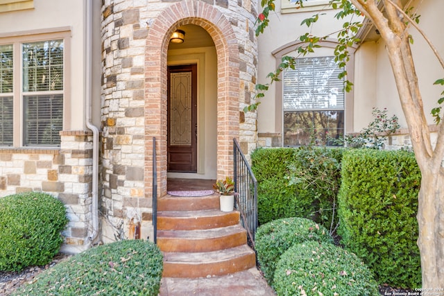 view of property entrance