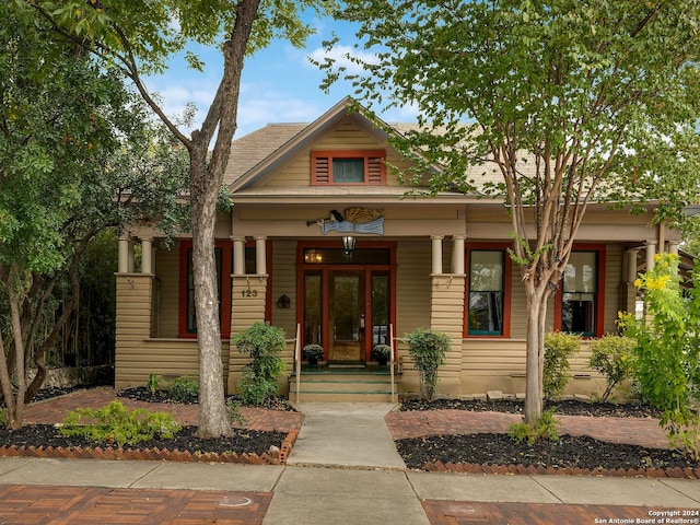 view of front of property with covered porch