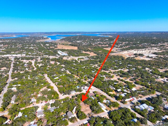 722 Squires Row, Canyon Lake, TX 78133