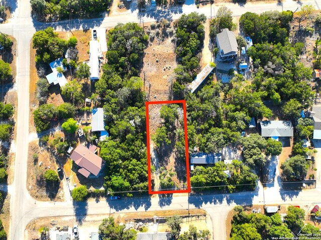 722 Squires Row, Canyon Lake, TX 78133