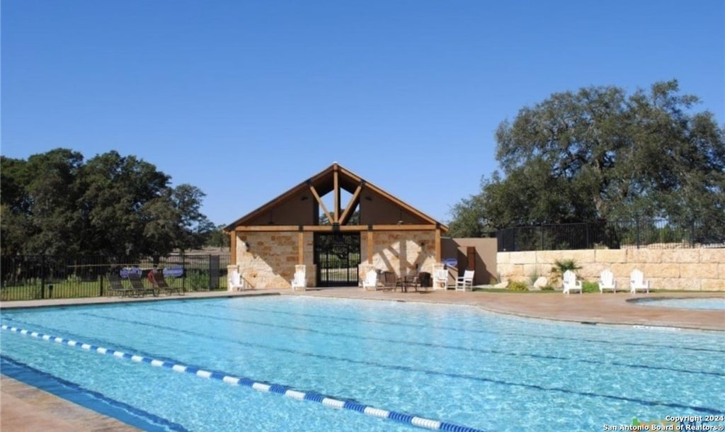 102 Jacob Dearing, Blanco, TX 78606
