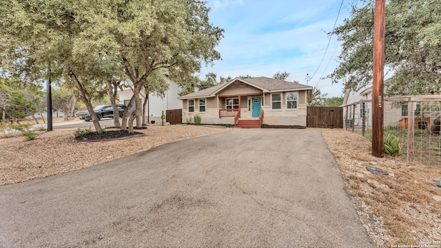 view of front of property