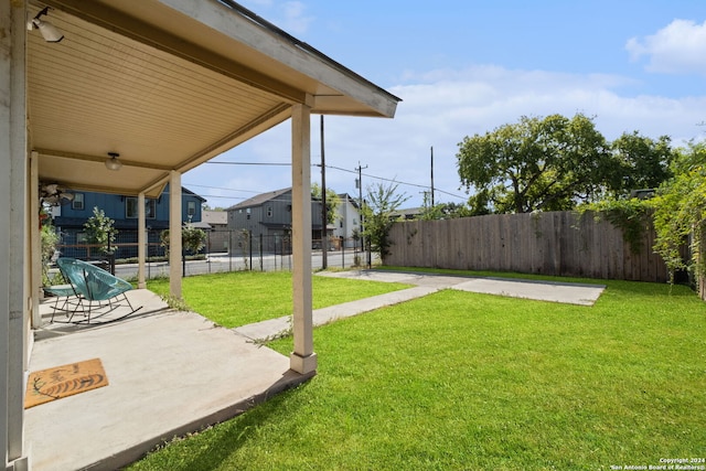 view of yard with a patio