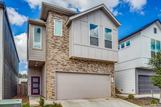 view of front of house featuring a garage