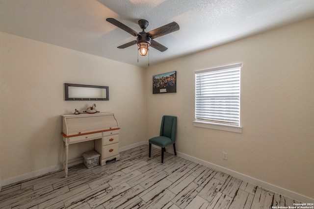 unfurnished room featuring ceiling fan