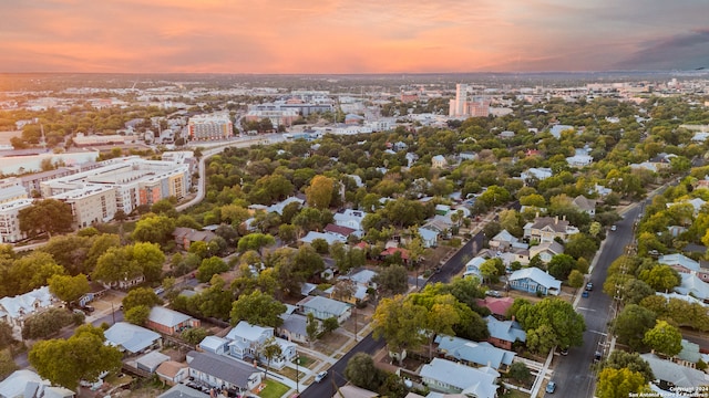 view of aerial view at dusk