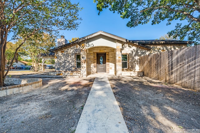 view of front of house