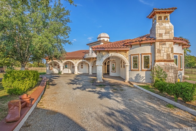 view of mediterranean / spanish home