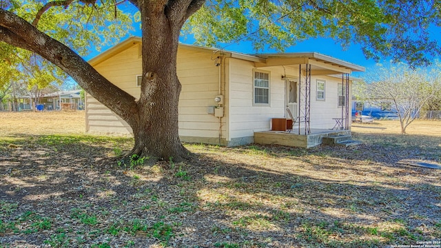 view of front of property