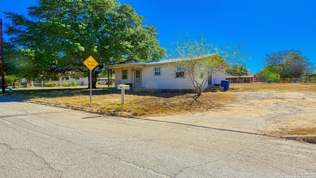 view of home's exterior