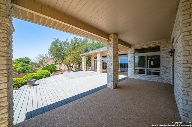 2029 Crown Rdg, Kerrville, TX 78028 - view of patio