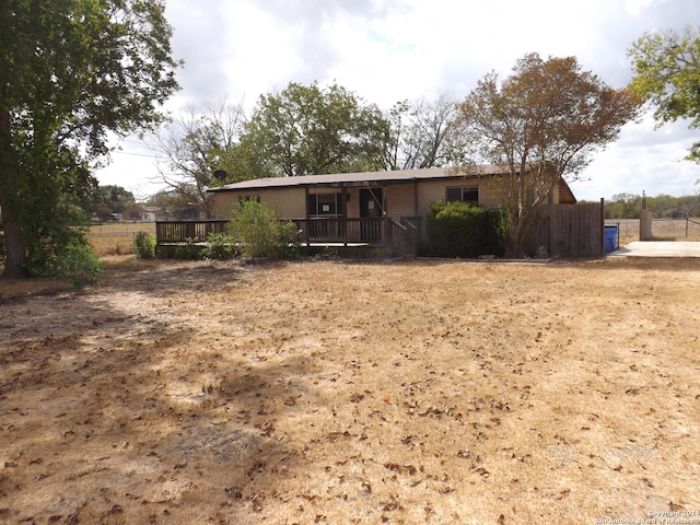 view of front of property