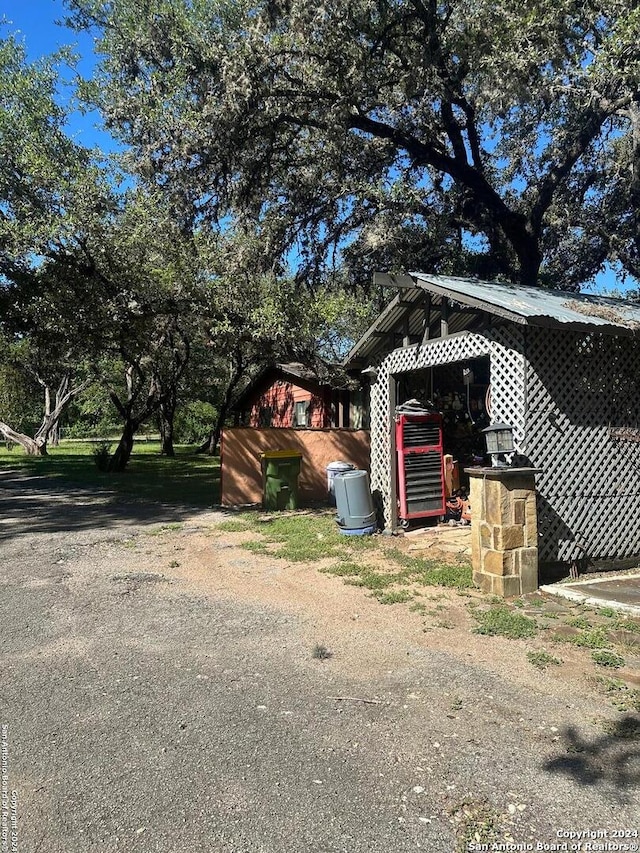 view of home's exterior