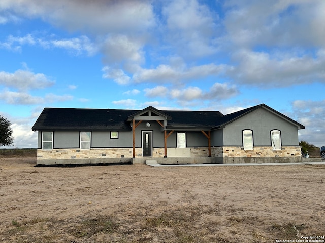 view of front of home