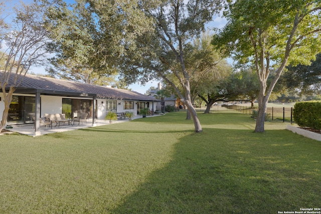 view of yard with a patio