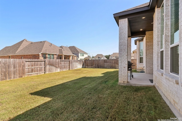 view of yard with a patio