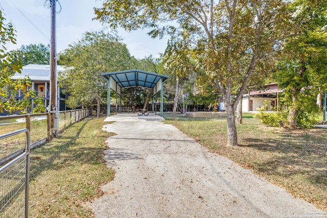 Listing photo 3 for 105 Wagonwheel Cir, Wimberley TX 78676