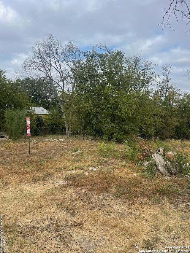 Listing photo 3 for 215 Anderson Ave, San Antonio TX 78203