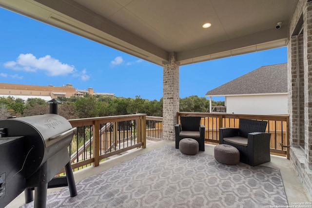 24054 Sidehill Lie, San Antonio, TX 78261 - wooden terrace with area for grilling