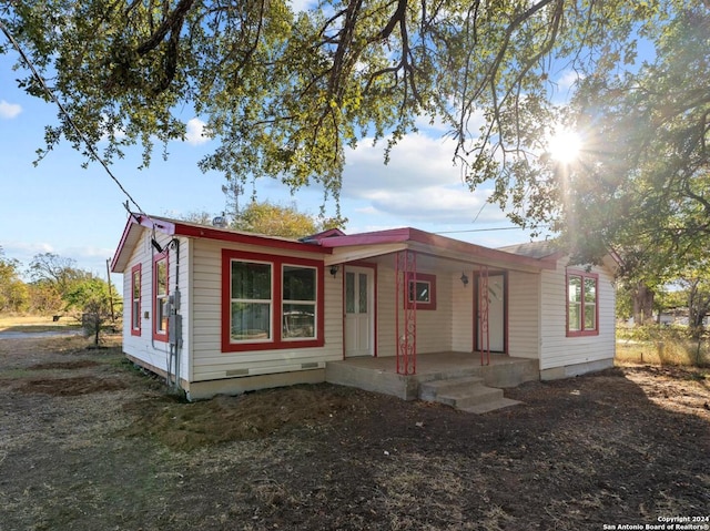 view of front of house featuring a porch