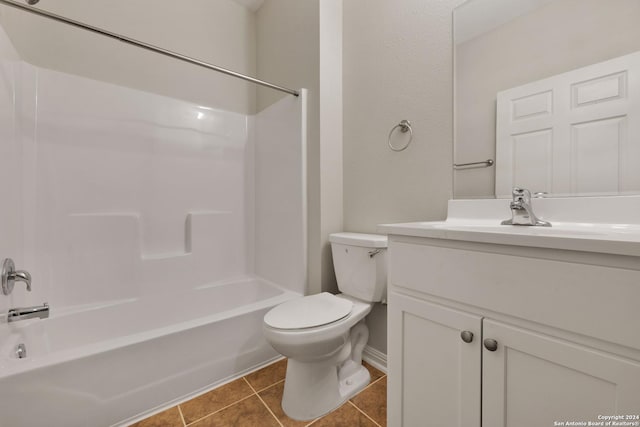 518 Precious Dr, San Antonio, TX 78237 - full bath with toilet, tile patterned floors, washtub / shower combination, and vanity