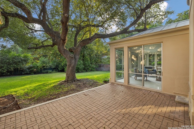 800 Ivy Ln, Terrell Hills, TX 78209 - view of patio
