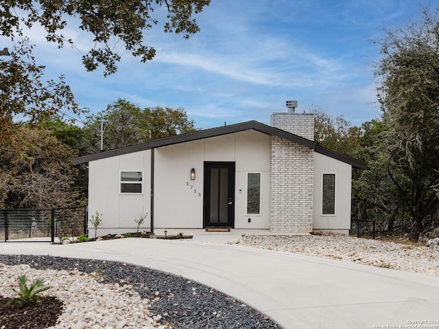 view of contemporary house